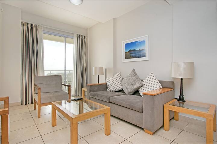 Lovely 2-bedroom serviced apartment with pool 308 gallery image 2
