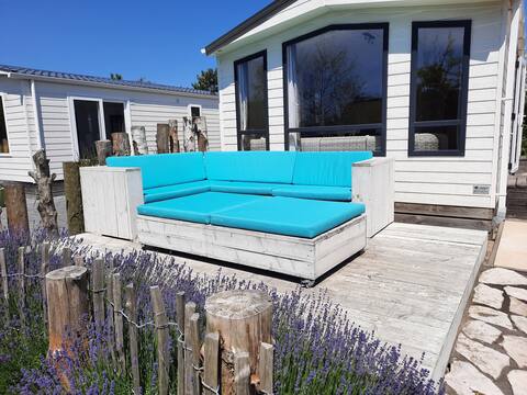 5. Beachhouse, 1km Sea, Camping, Swimming Pool