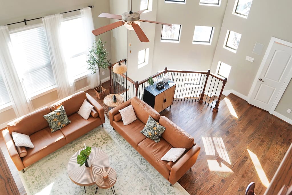 Modern Boho Chic | King Bed | 4 BR | Midtown