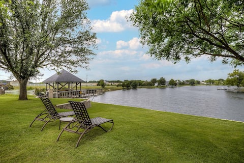 Lovely Celina Home w/Patio & Views on Lake!