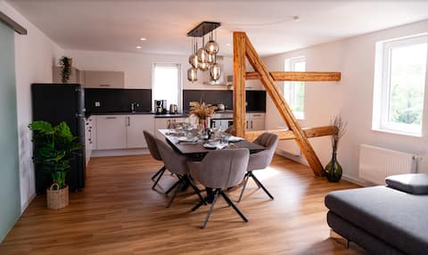 Central duplex apartment in TBB