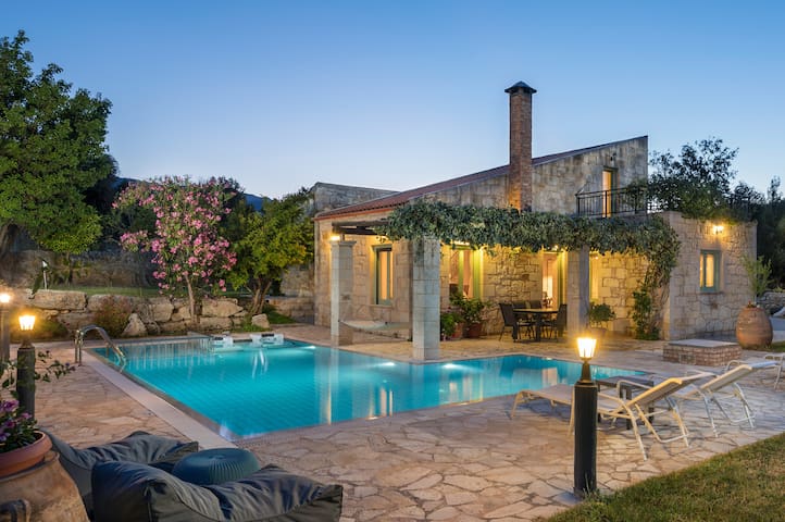 Villa Grego, Heated Pool (optional), Jet-Tub