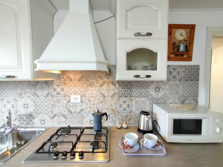 Flat In Villa With Shared Pool, 10min From The Sea - Pesaro