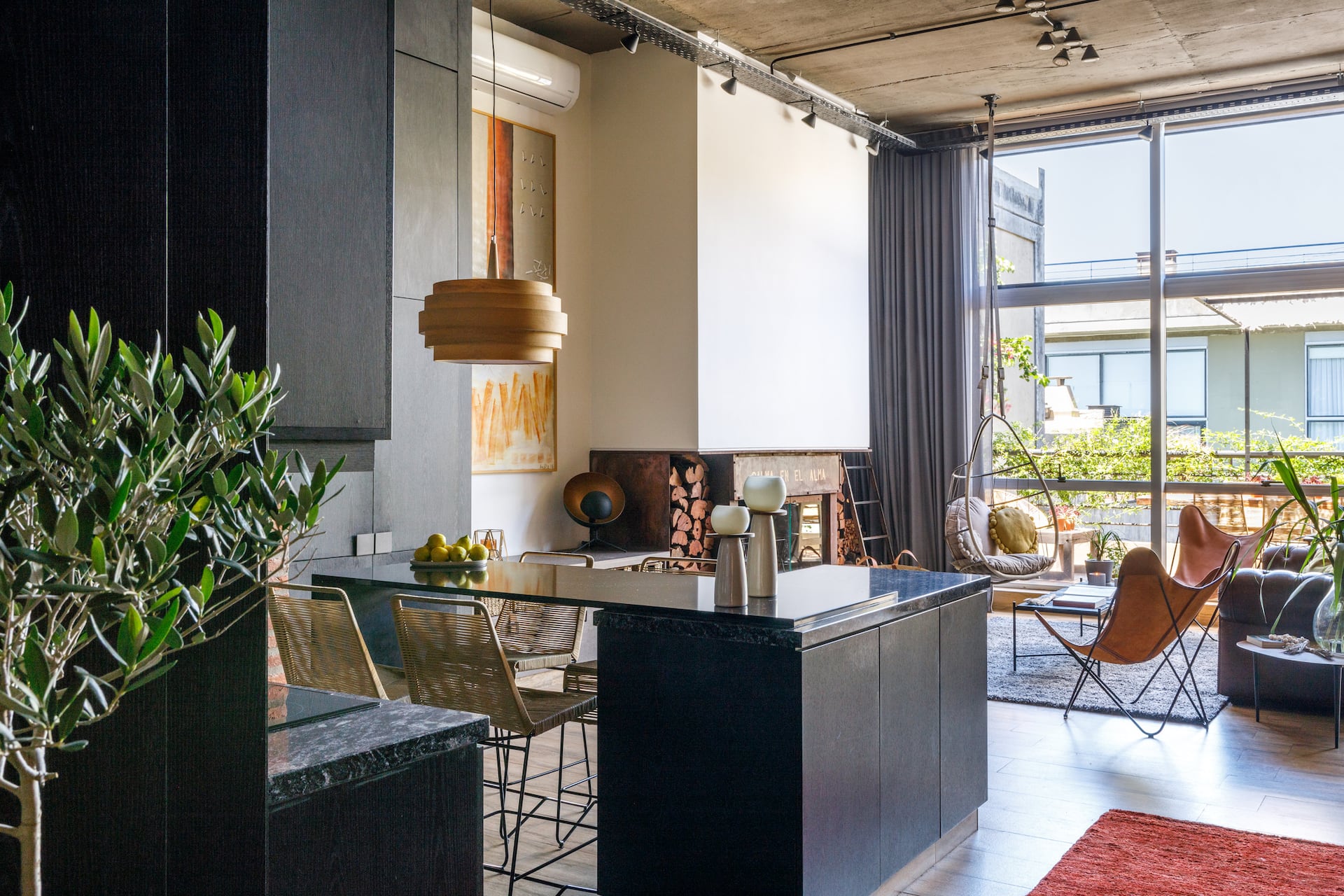 COZY industrial Loft w pool & gym & security 24hs