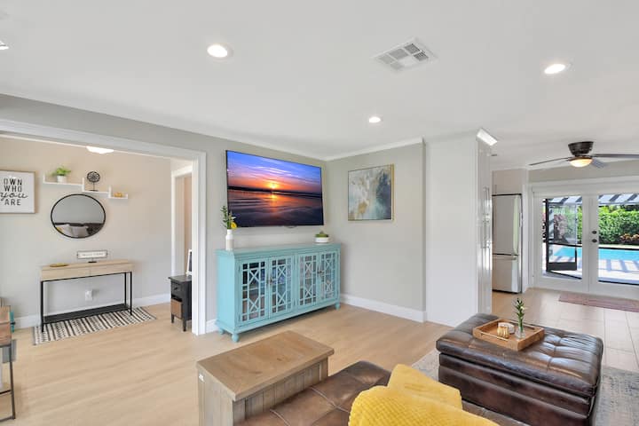Bright, Open Home W/ Pool, Close To Delray & Beach - Boynton Beach, FL
