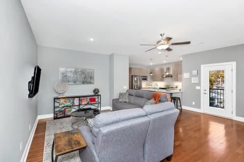 Top Airbnb: The Launch Pad in Huntsville