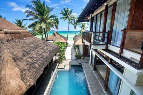 Four-Bedroom Private Luxury Beachfront Villa