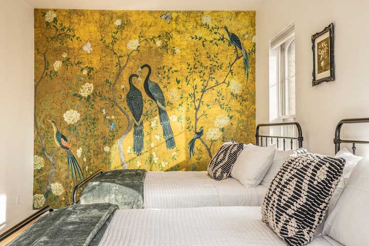 שתי מיטות בגודל מלא