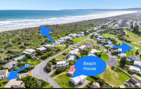 400m to Beach | 100m to Golf | Wifi | Pets |