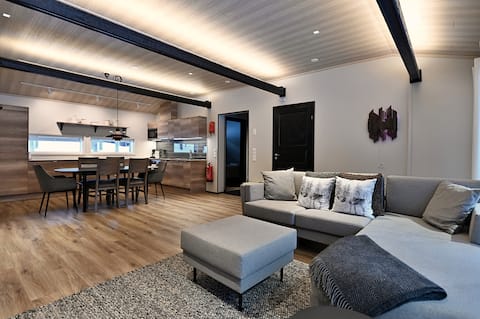 Cabin Autto including outdoor jacuzzi