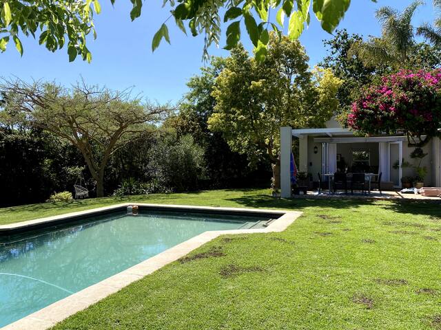 Home in Constantia Hills gallery image 3