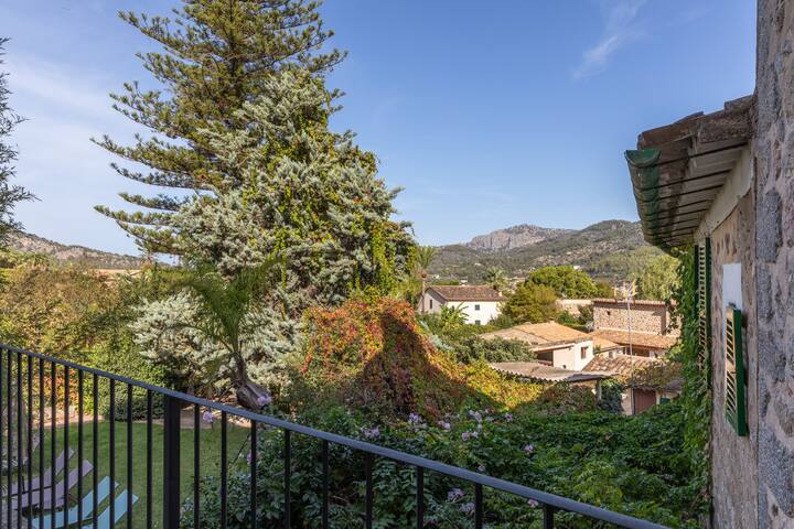 Modernist 6-bedroom home with pool in Soller gallery image 4