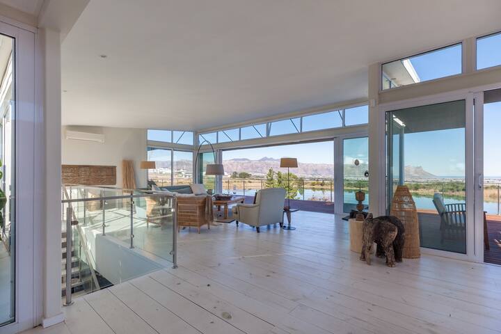 Glorious views, amazing sunsets! gallery image 5