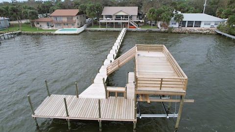 Happiness Cove - Waterfront House