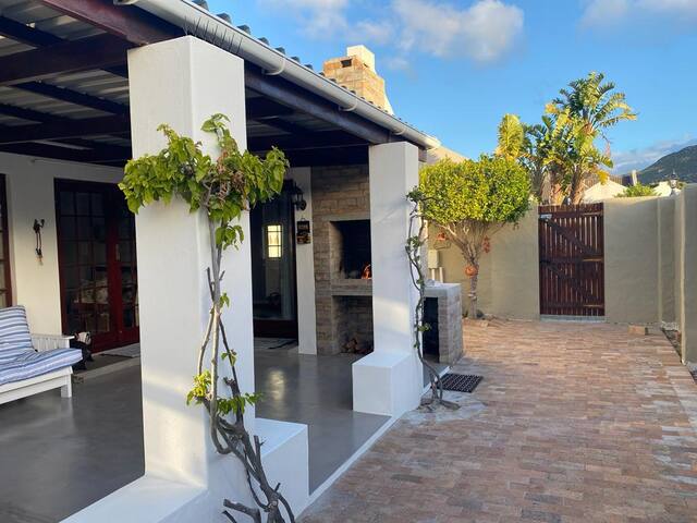 Family friendly holiday home near beach gallery image 4