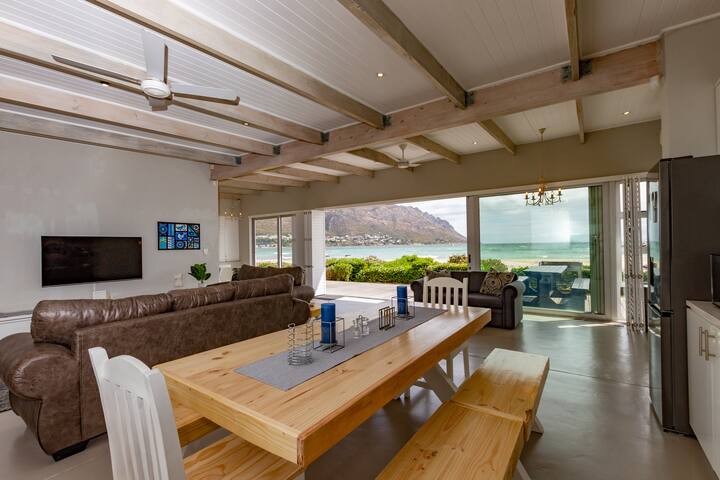 8 on Fleur Park Beach Gordon’s Bay gallery image 4