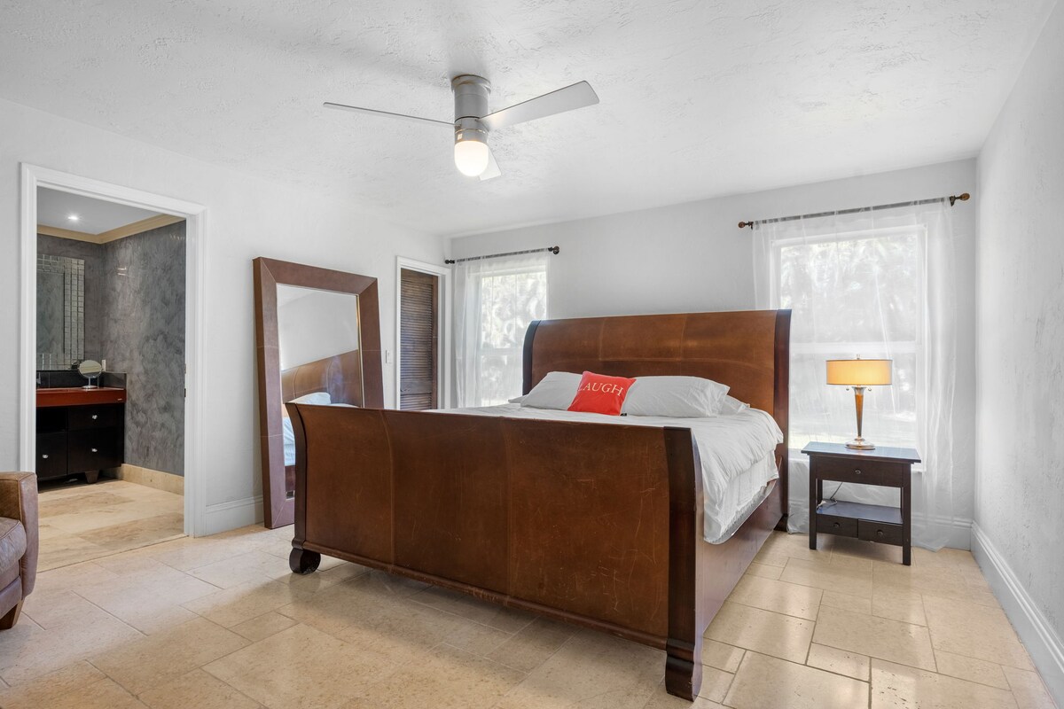 Брачен кревет (широк 180-220 см