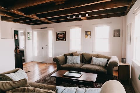 Farmhouse at Oxbow Beer Garden