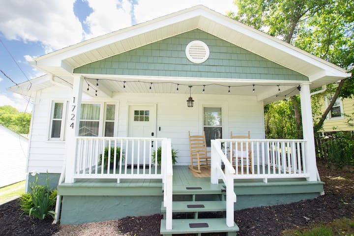 SoKno Bungalow - Close to UT and downtown!