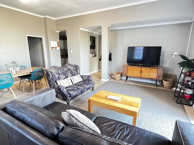 Spacious 2-bedroom apartment with view