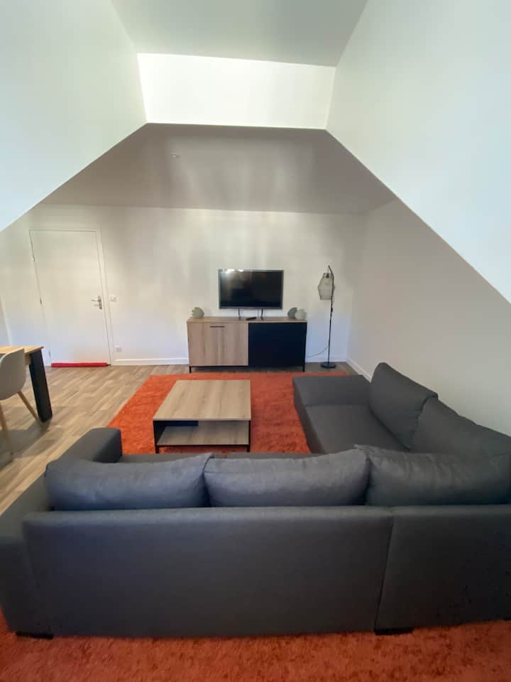Très Beau Logement Centre Ville - Sainte-Fortunade
