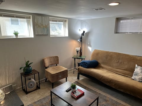 Private Basement & Bath Near NYC/EWR/Outlet
