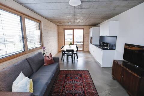 Boutique 2 Bedroom Apartment #8 - Cooling
