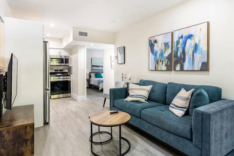 Top performing Airbnb: Lovely 2-bedroom apartment in Coral Gables in Coral Gables