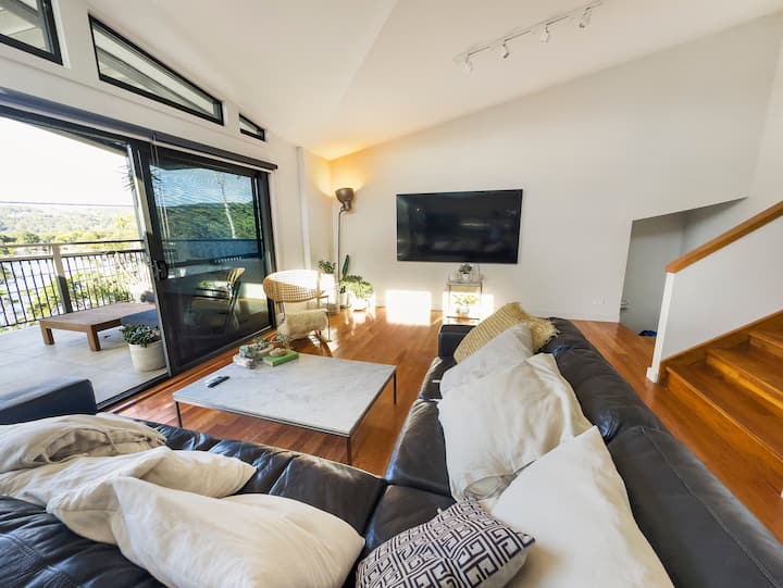 Modern | Waterfront | Kayaks | Private Jetty - Dangar Island