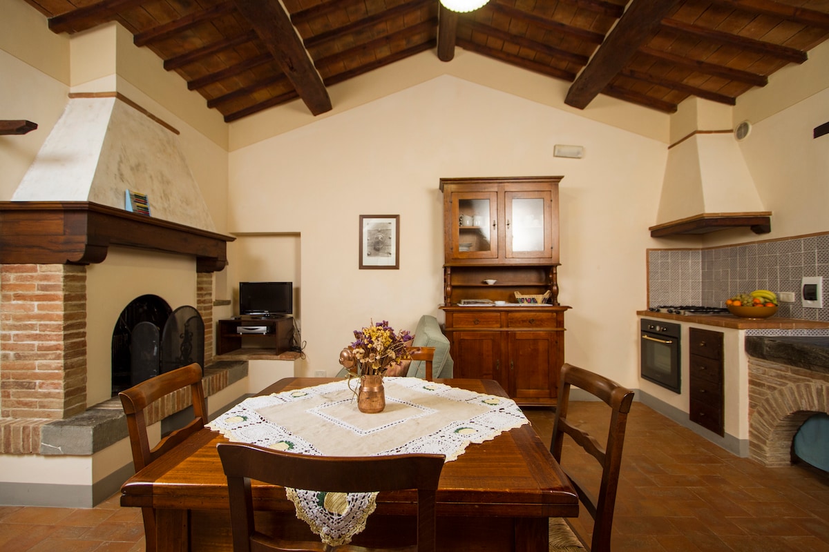Popular Airbnb listing: The Garden of Olives | Casa Loggia in Cortona