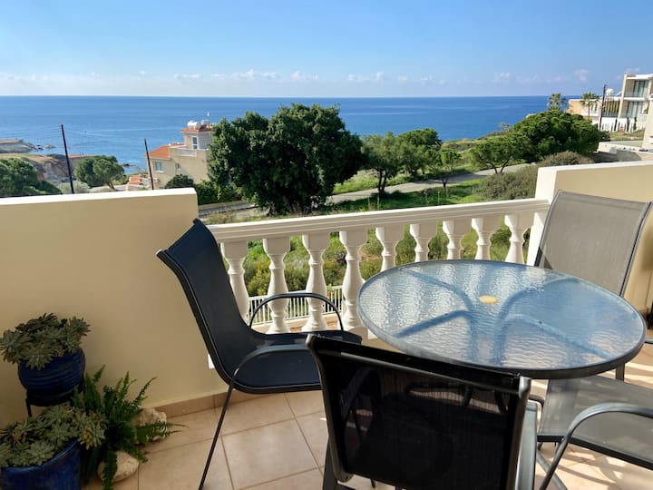 Stunning Sea View Balcony Apartment in Sea Caves