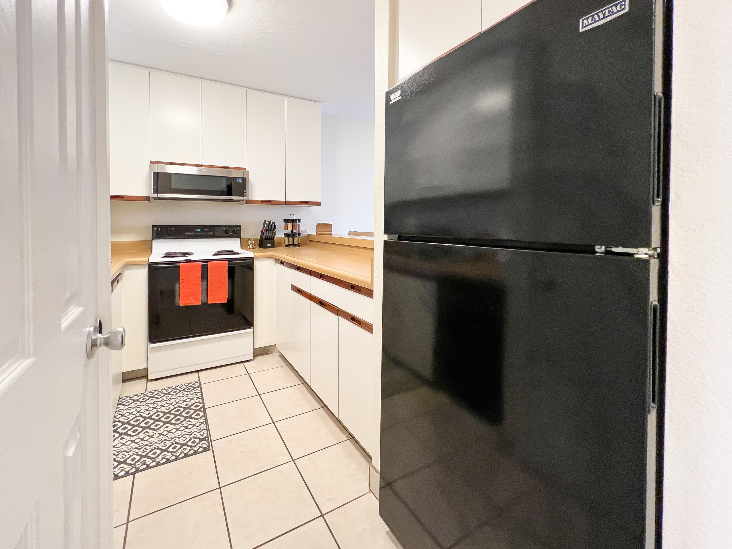 Condo in Kihei · ★4.84 · 1 bedroom · 3 beds · 2 baths - Image 11