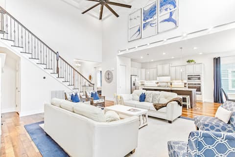 Upscale beach and golf getaway at Bayside