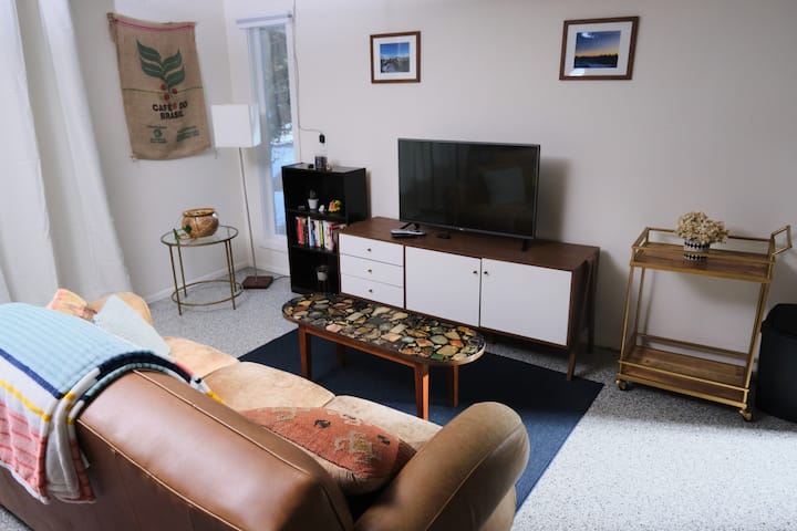 Fully Converted Garage Studio - Bend, OR