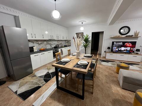 Feel as home
1 bedroom house.