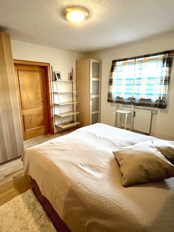 غرفة النوم 1