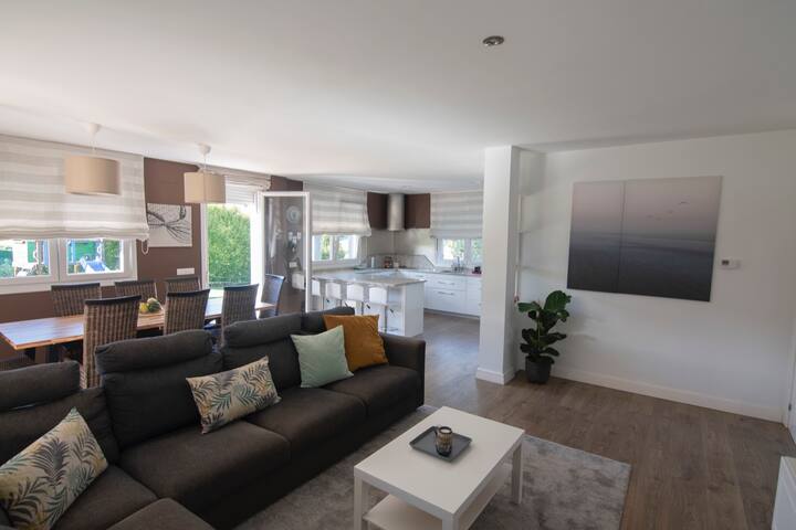 Casa Markaida con piscina gallery image 3