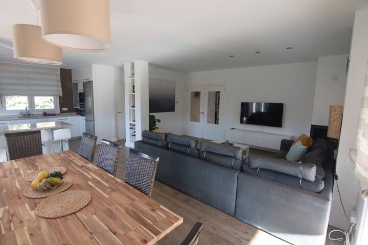 Casa Markaida con piscina gallery image 5