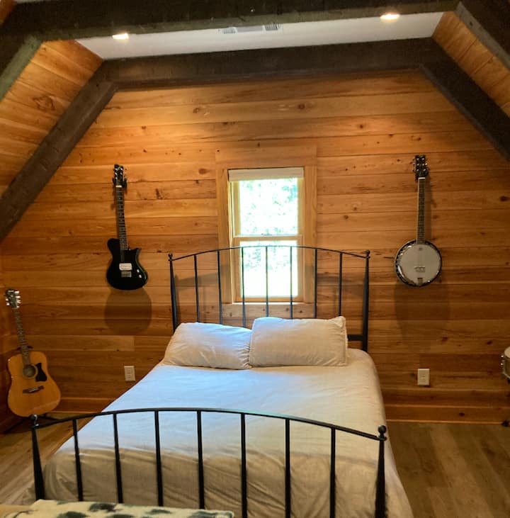 Queen Bed Above Garage