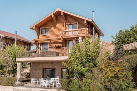 Lovely 2 BR Home in Faqra - 24/7 Power + Garden