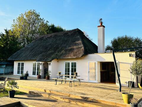 Thatched cottage on Hertfordshire country estate.