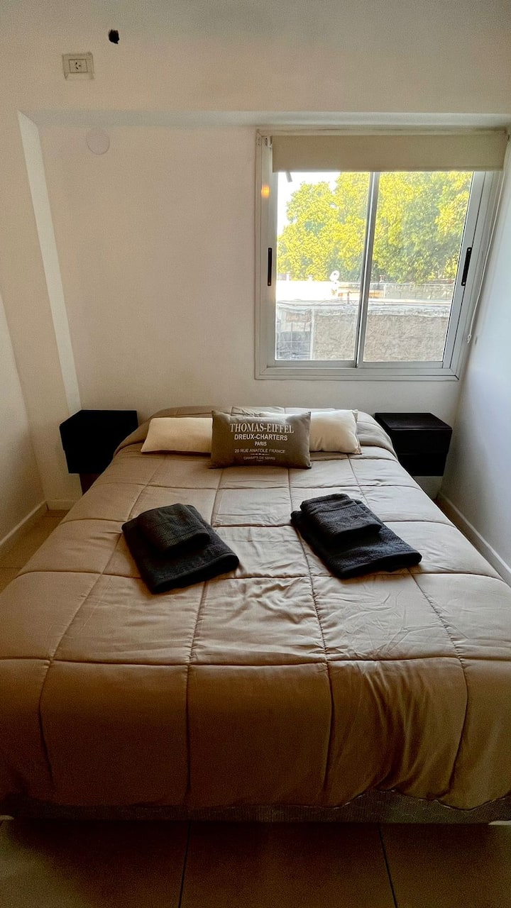 Cama queen 1,40 x 1,90