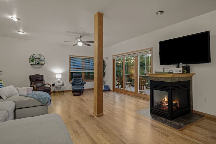 Relax On The Chippewa River! - Chippewa Falls, WI