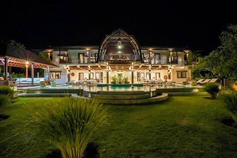 -HOT DEAL in Lovina-Luxury Mansion 7br BEACH FRONT
