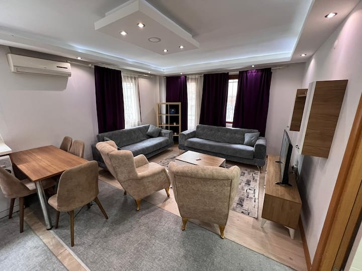 Sisli Elmadağ with magnificent elevator Apartments for Rent in Şişli