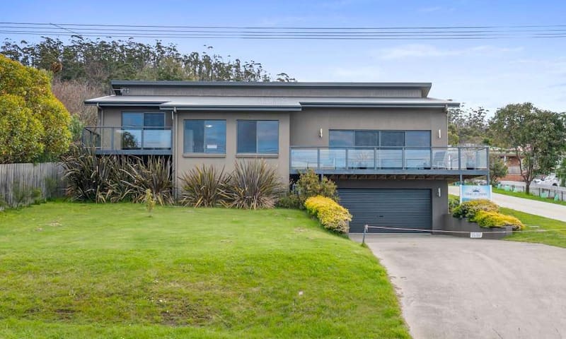 Beautiful home, perfect for a relaxing get away.