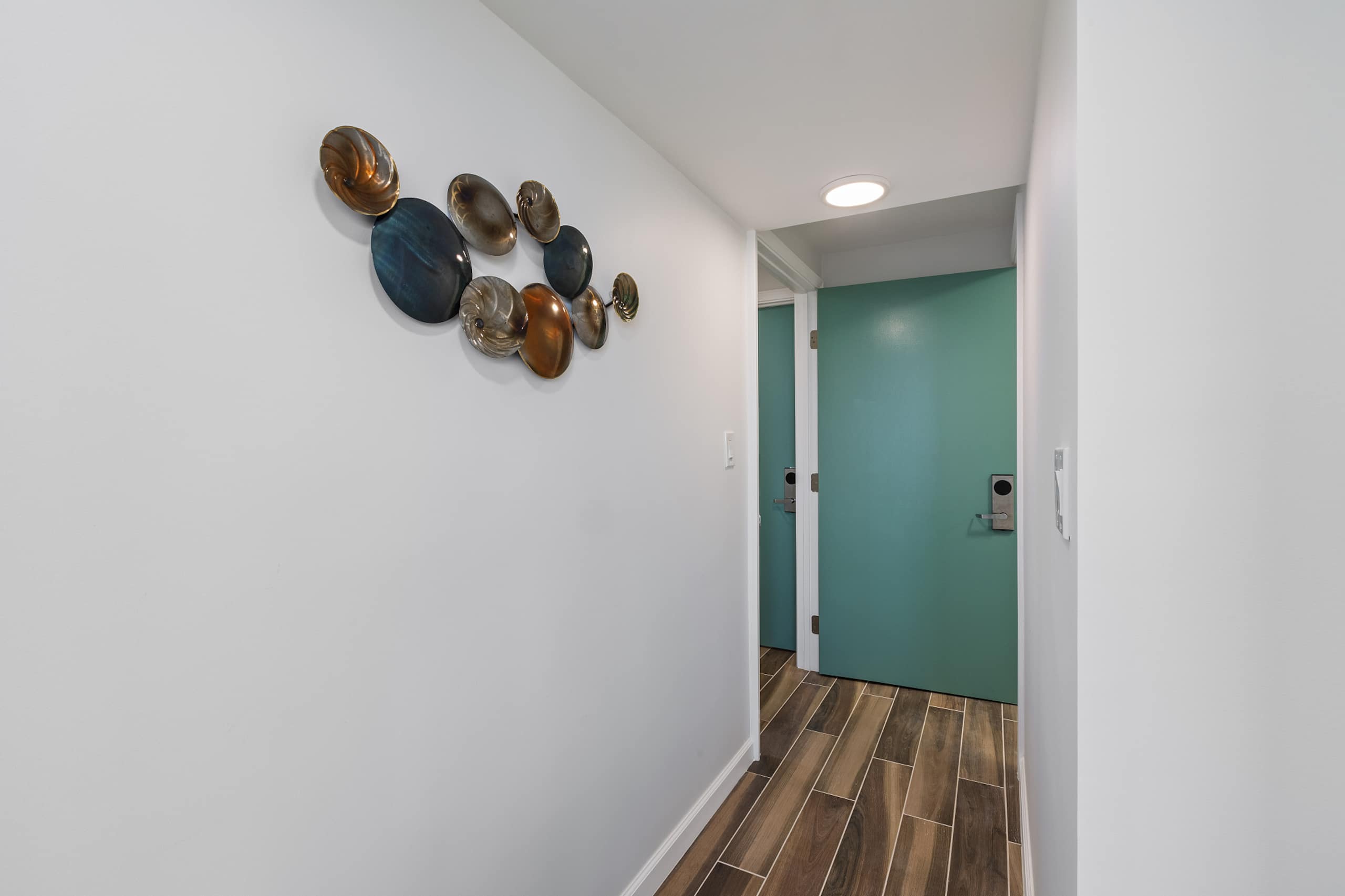 Condo in Honolulu · ★4.9 · Studio · 1 bed · 1 private bath - Image 6