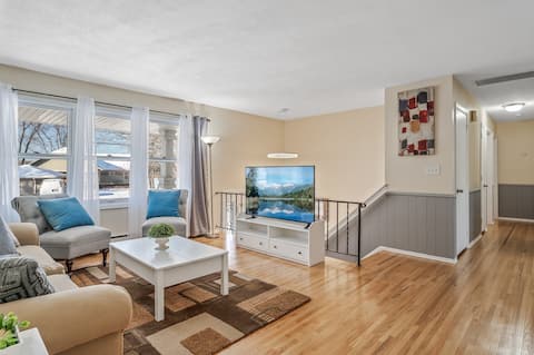 Cheerful Home-Lake Owasso/Roseville Mall/Spacious