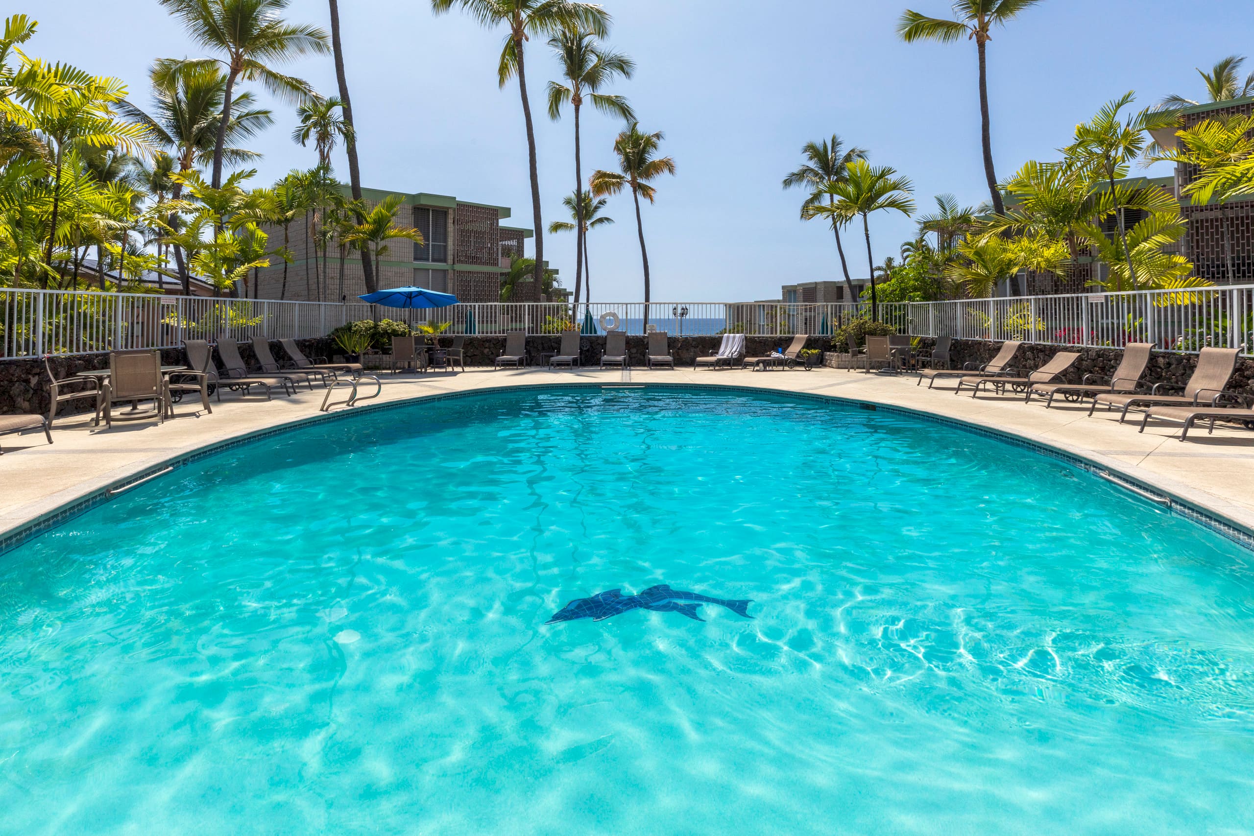 Condo in Kailua-Kona · ★4.78 · 1 bedroom · 2 beds · 1 private bath - Image 8