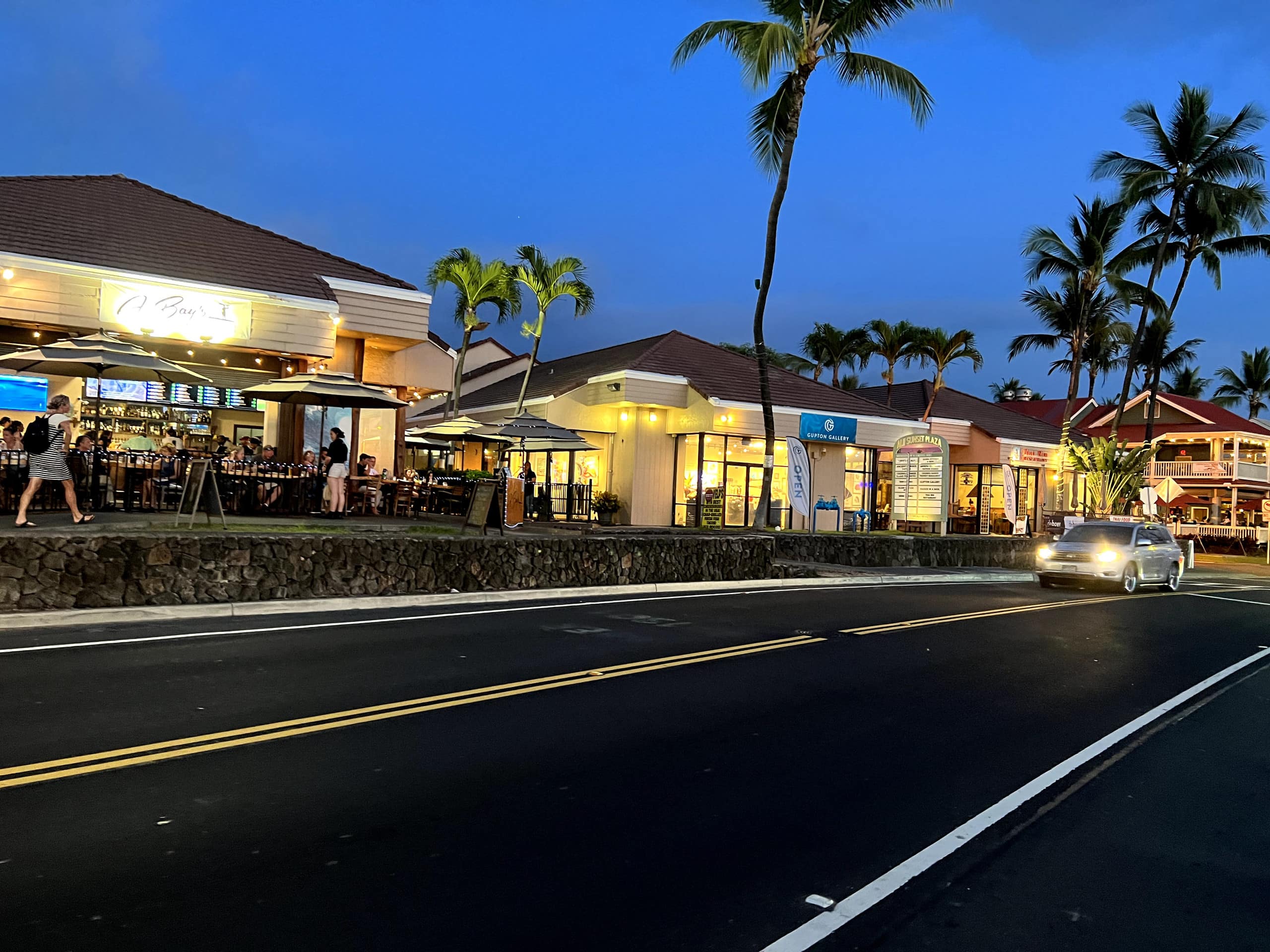 Condo in Kailua-Kona · ★4.78 · 1 bedroom · 2 beds · 1 private bath - Image 15